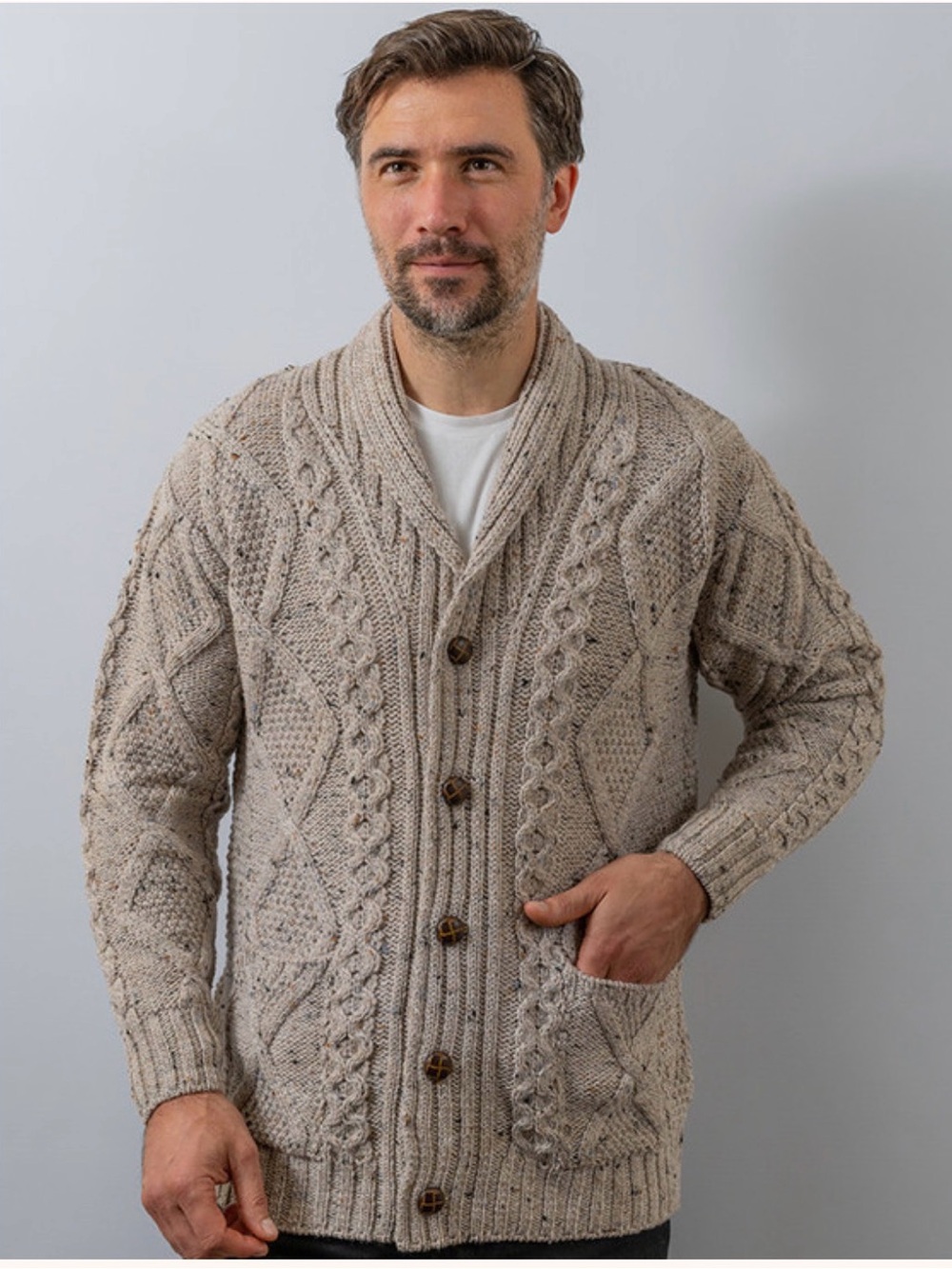 Men's Shawl ‎Neck Diamo‎nd Cardigan cable knit 100% Merino Wool oatmeal medium